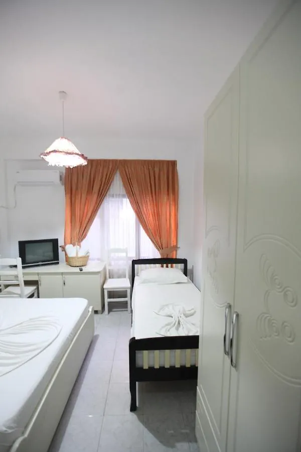 Malvina Hotel Golem